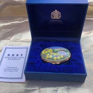 Halcyon Days Enamel Trinket Box 2001 A Year to Remember Made in England